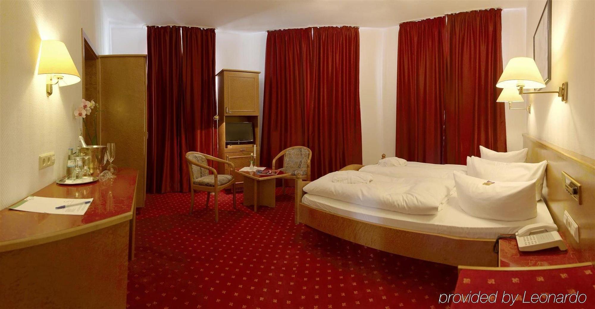 Hotel Astoria Leipzig Room photo